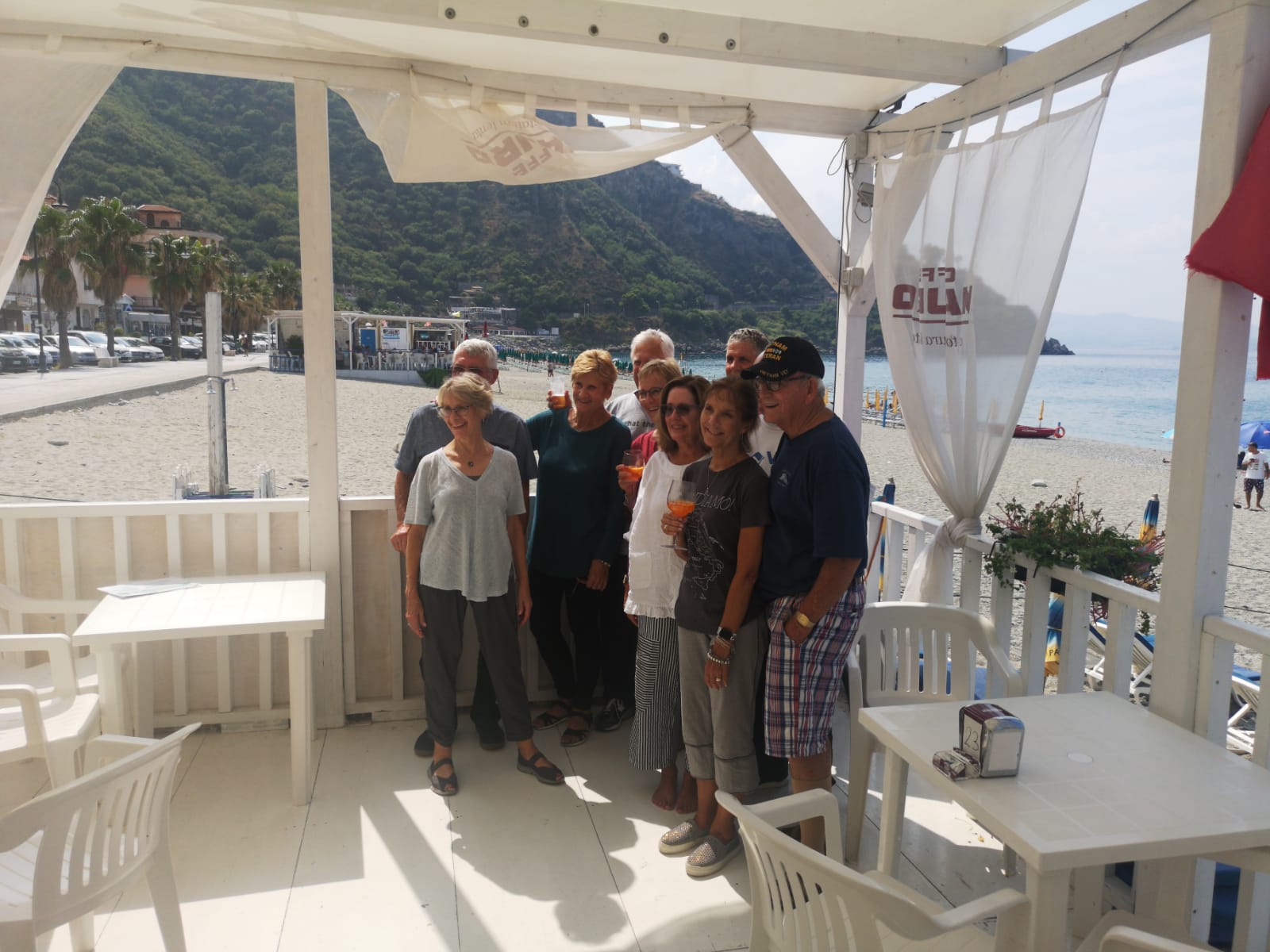 Happy Group in Scilla